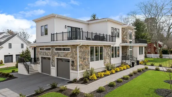 5 Colonial Rd, Needham, MA 02492