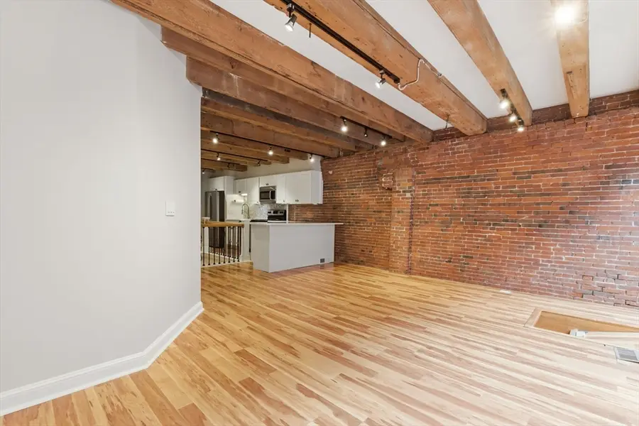 112 Fulton Street #1C, Boston, MA 02109 - #3