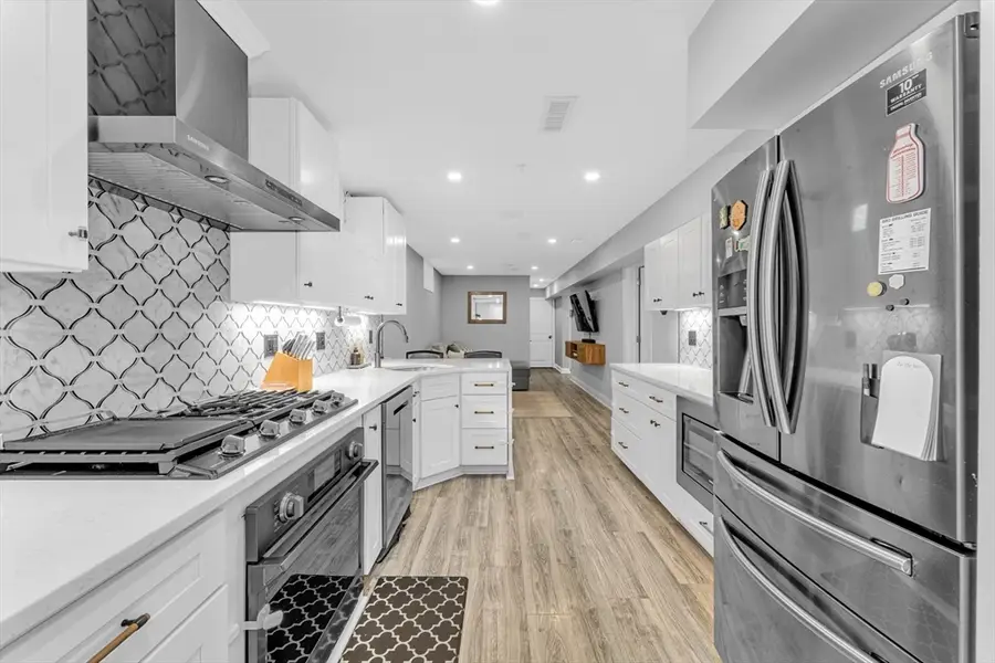 222 Roslindale Ave #1, Boston, MA 02131 - #3