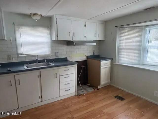 16 Aztec Dr, North Adams, MA 01247 - #3