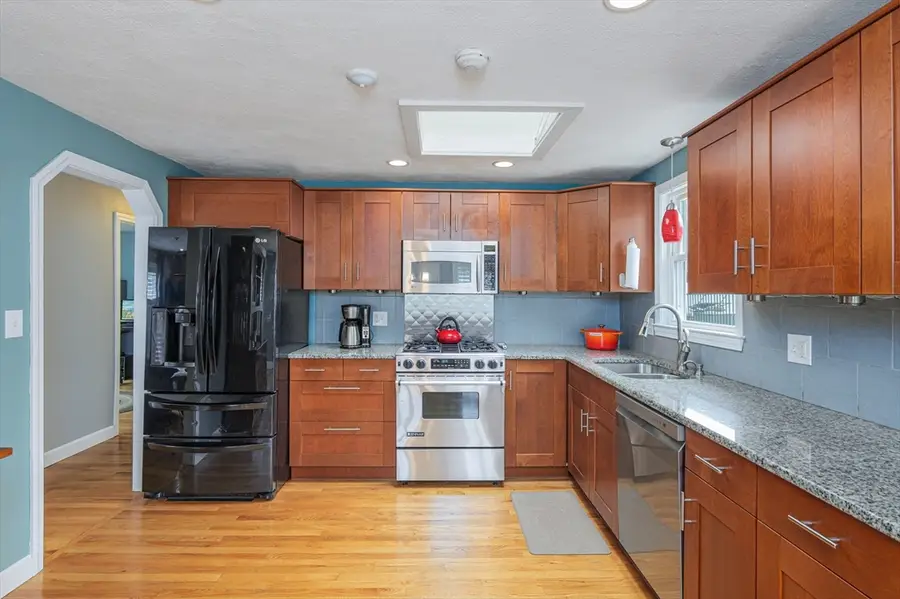 29 Winn Valley Dr, Burlington, MA 01803 - #3