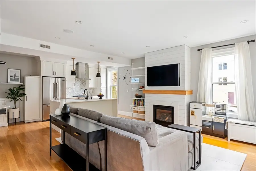 4 Dolans Ct #4, Boston, MA 02130 - #2