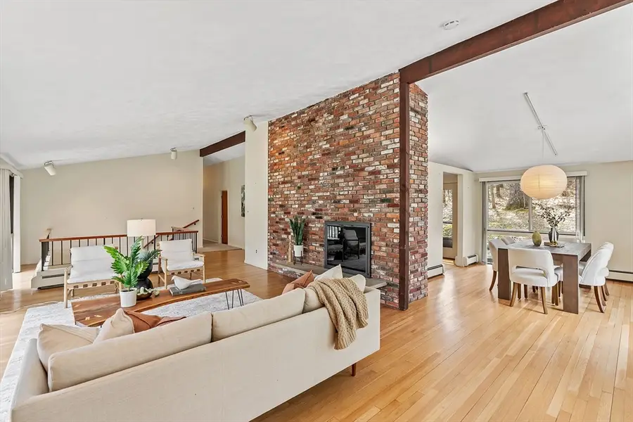 8 Hobbs Road, Wayland, MA 01778 - #3