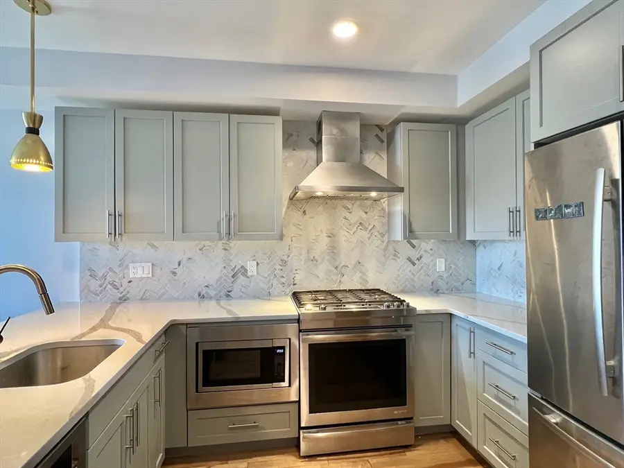 50 Hichborn #304, Boston, MA 02135 - #2