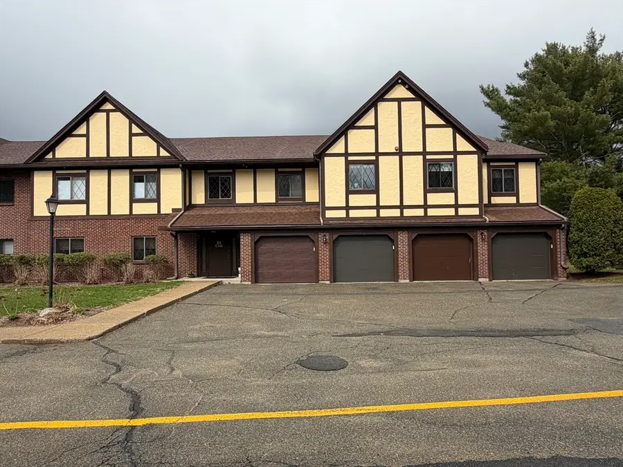 23 Rainbow Pond Dr #D1, Walpole, MA 02081 - #3