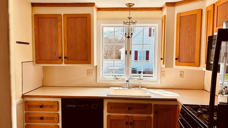 29 Forest Street, Franklin, MA 02038 - #2