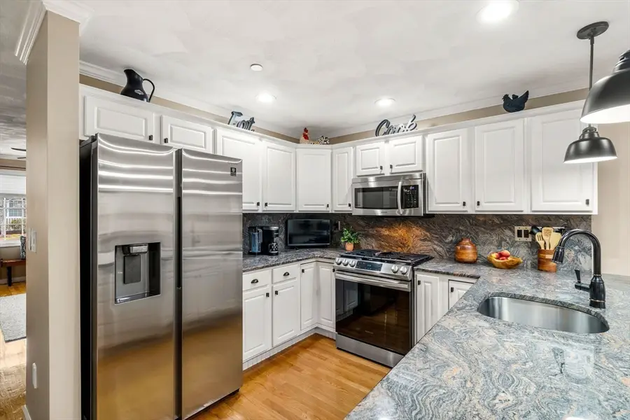 159 Allen Rd #57, Billerica, MA 01821 - #3