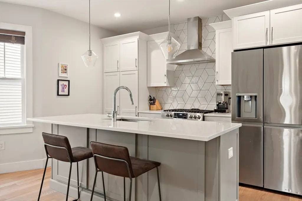 93 Central St #1, Somerville, MA 02143 - #1