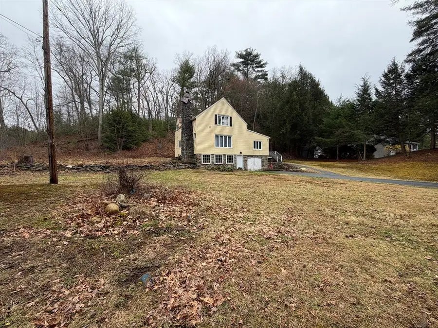 264 Flynt St, Palmer, MA 01069 - #2