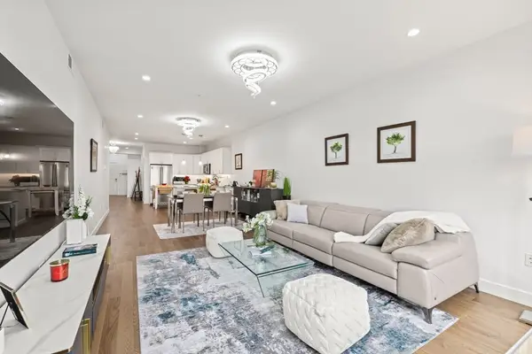 9 Independence Ave #307, Braintree, MA 02184