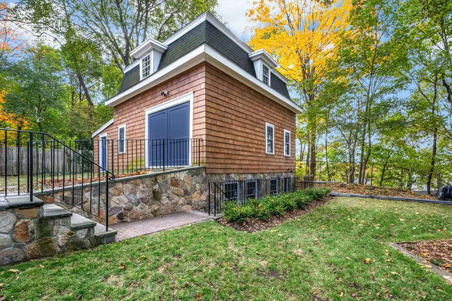 8 Pine St #4, Boston, MA 02136 - #2