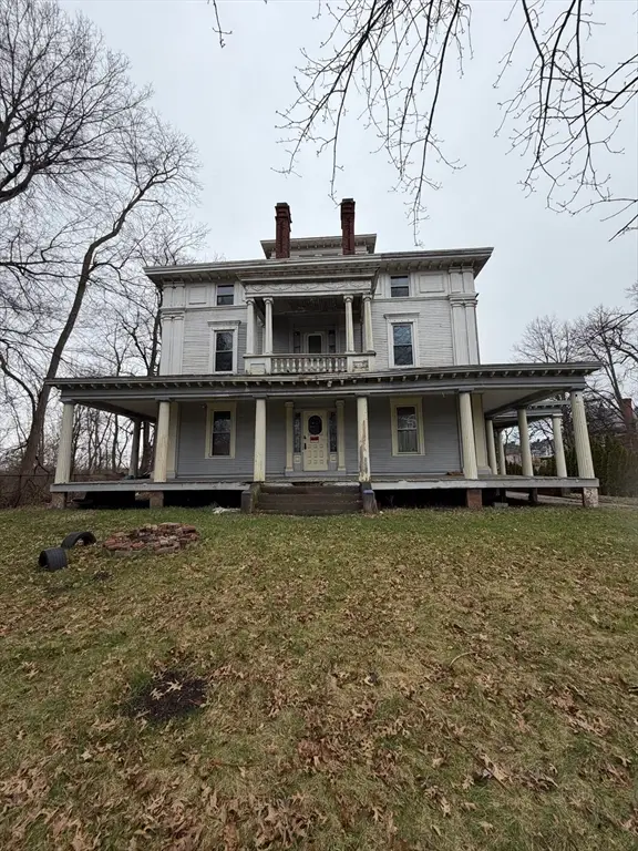 1030 Worthington St, Springfield, MA 01109 - #3