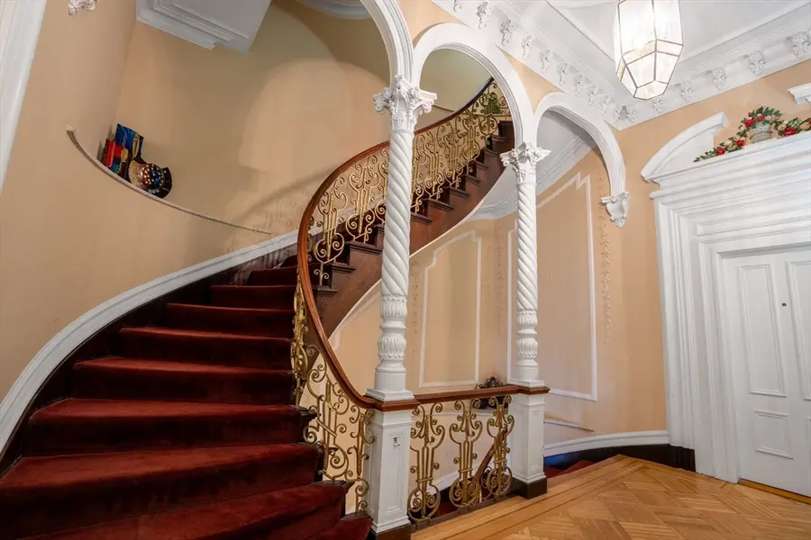 127 Beacon St #32, Boston, MA 02116 - #2