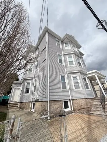 26 Stockton St, Fall River, MA 02721 - #1