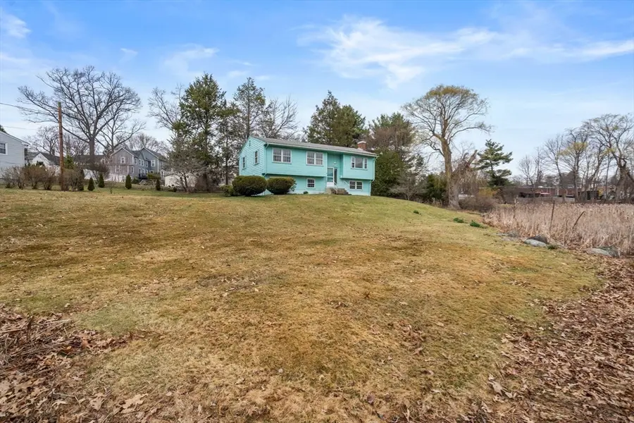 2 Simpson Dr, Framingham, MA 01701 - #2