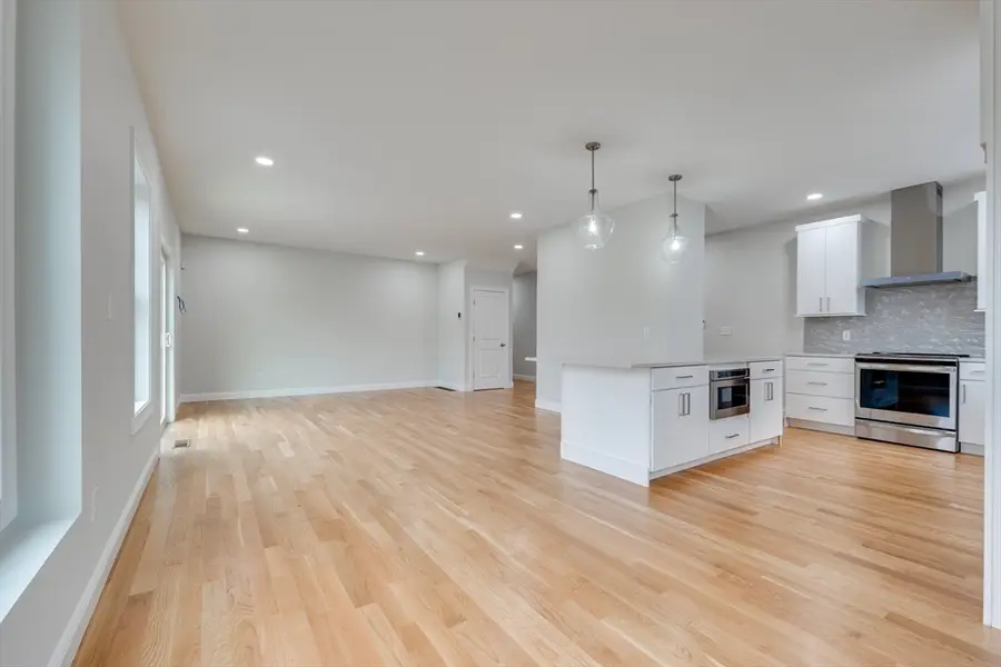 17 Strongwater Drive, Salem, MA 01970 - #3