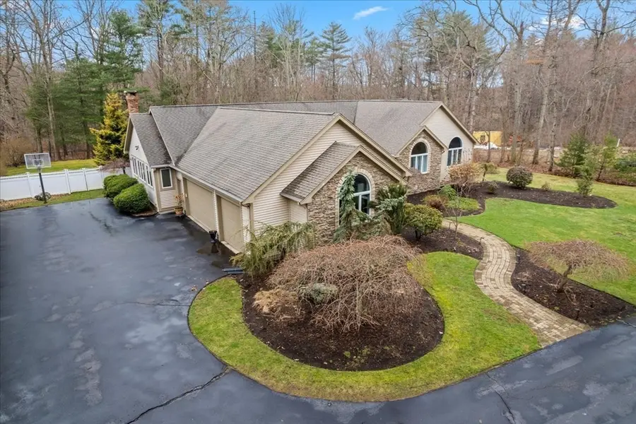 267 Chestnut St, Seekonk, MA 02771 - #2