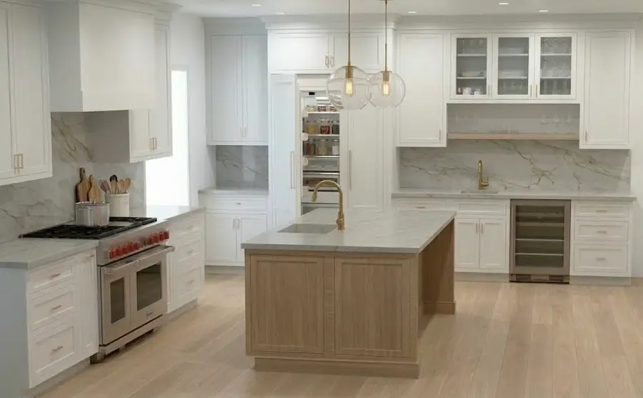 206 Bristol Road, Wellesley, MA 02481 - #3