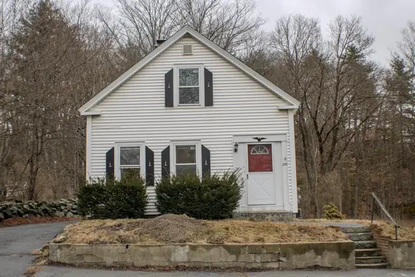 250 Ashburnham St, Fitchburg, MA 01420