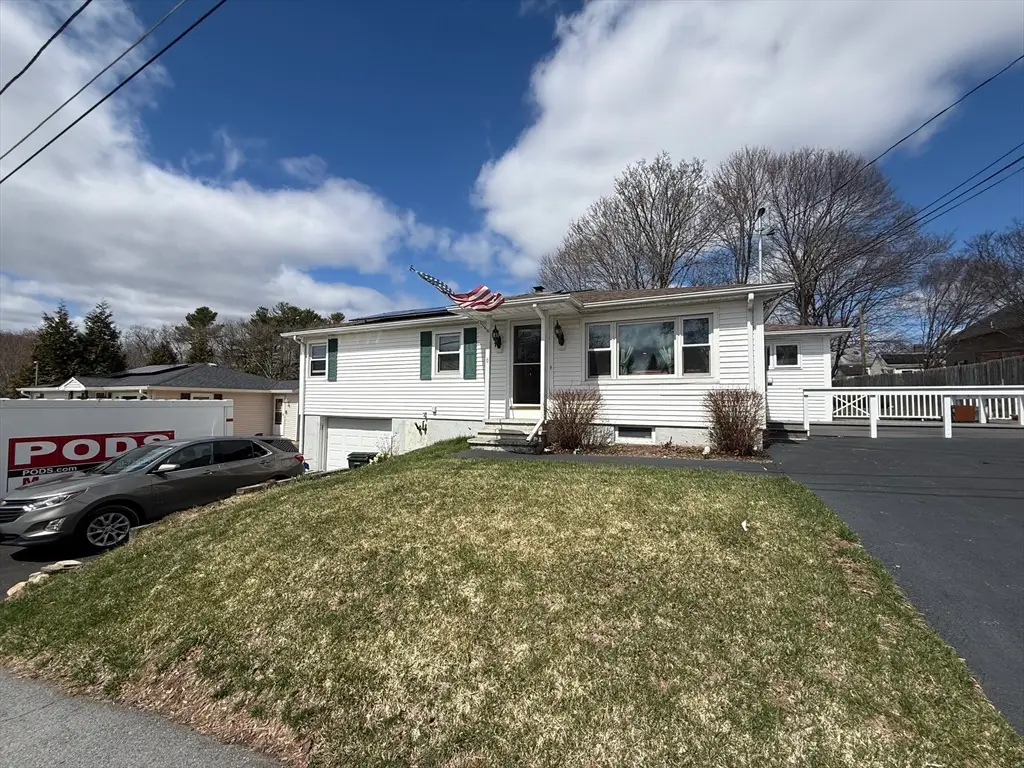 6 Riebe Ave, Webster, MA 01570 - #1