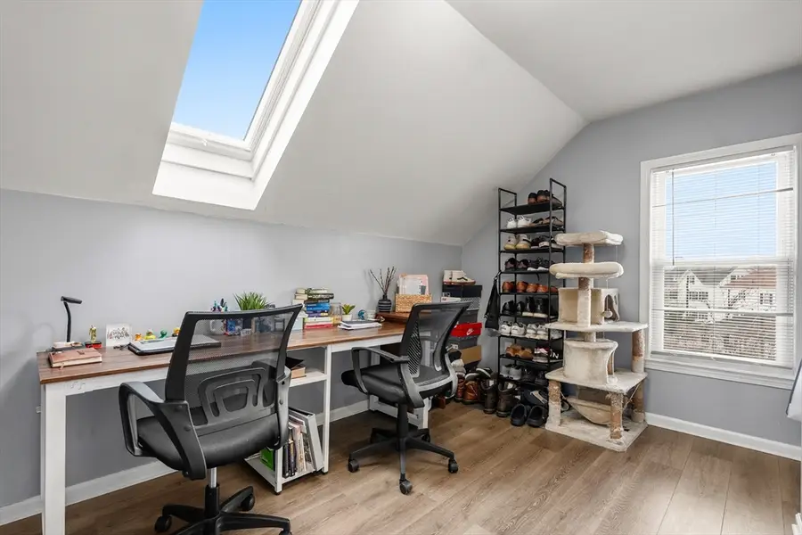 77 Dartmouth St, New Bedford, MA 02740 - #3