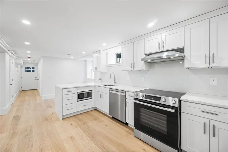 10 Beech St #1, Cambridge, MA 02140 - #2