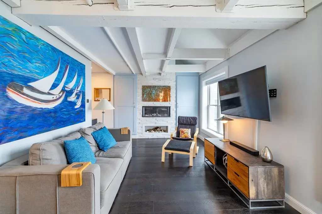 65 Wharf St #B8, Salem, MA 01970 - #1