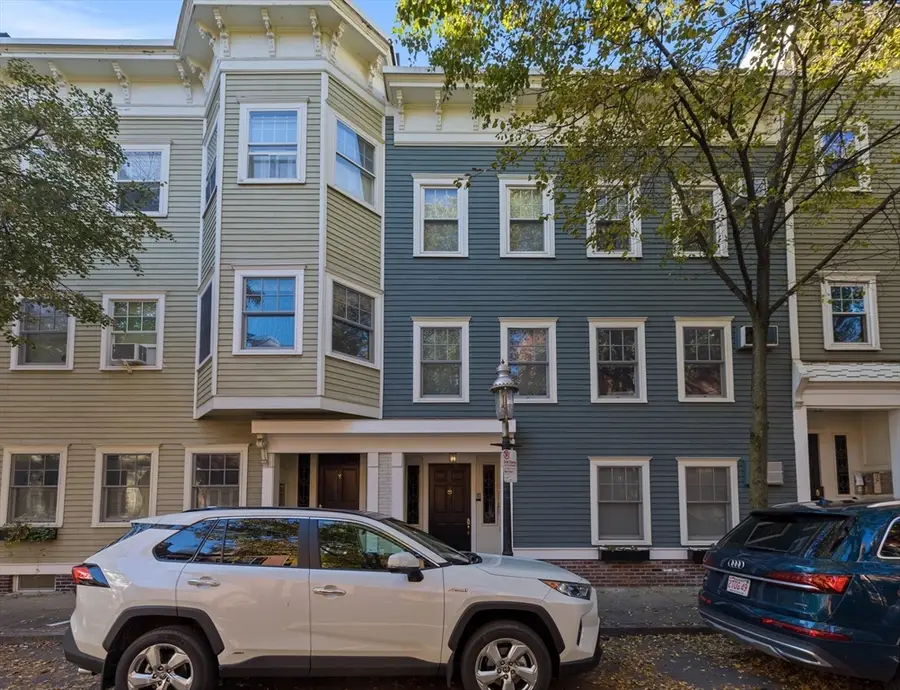 34 Washington St #2B, Boston, MA 02129 - #2