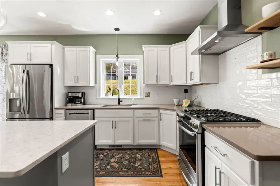 226 Cherry Tree Ln, Groton, MA 01450 - #3