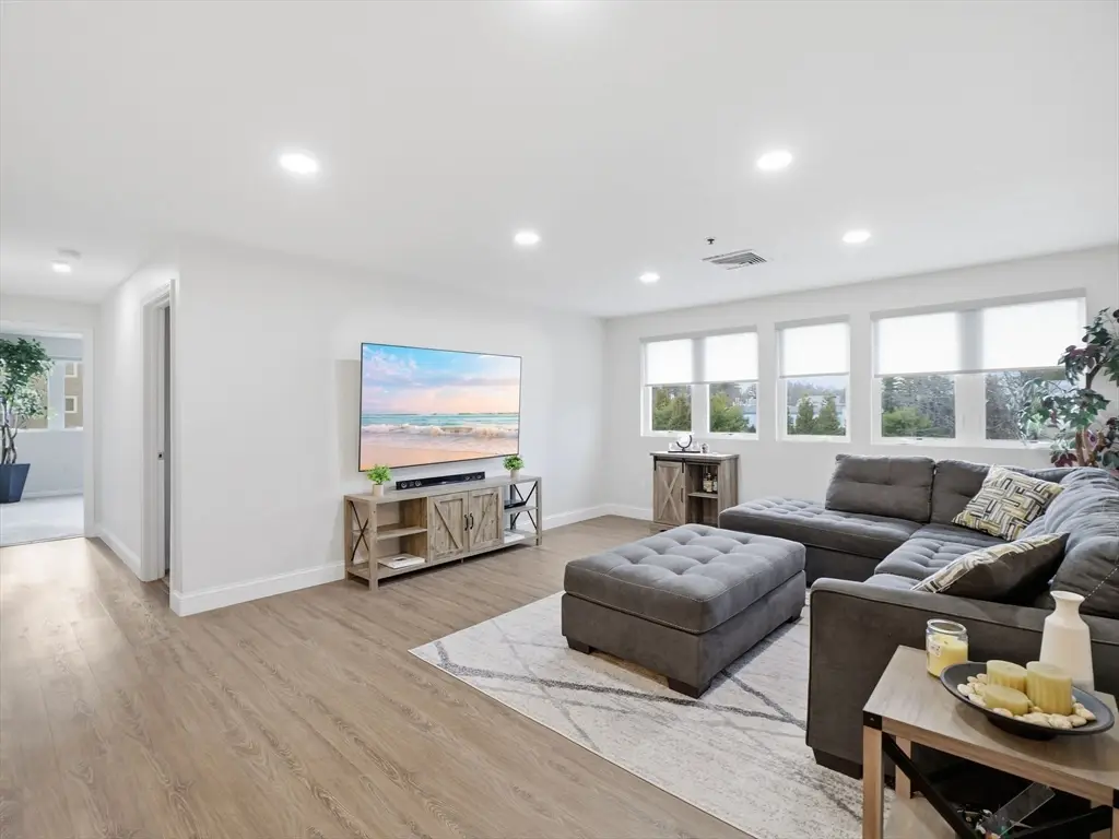 38 Dunham Rd #310, Beverly, MA 01915 - #1