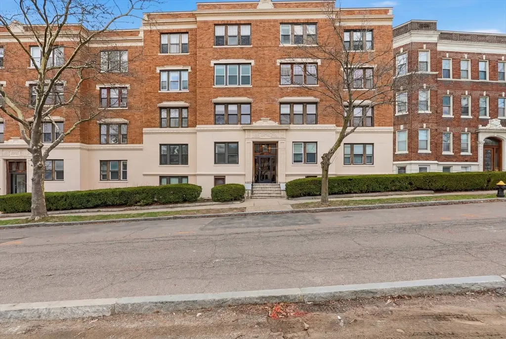 1653 Commonwealth Ave #2, Boston, MA 02135 - #1