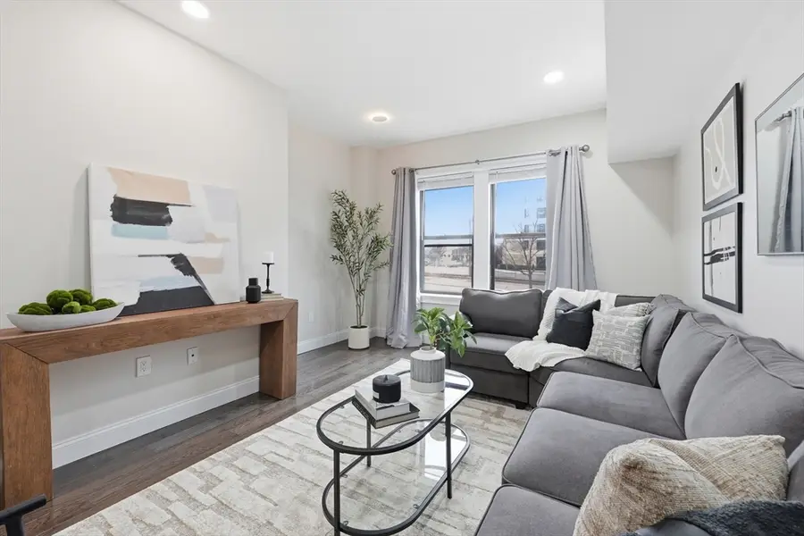 1653 Commonwealth Ave #2, Boston, MA 02135 - #3