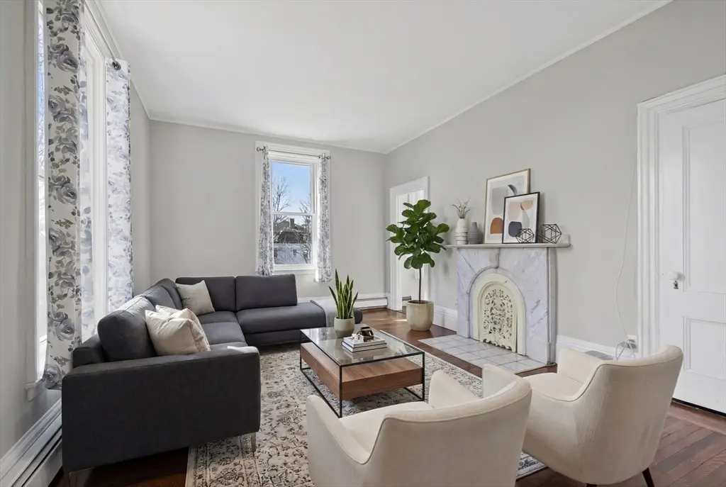 4 Mount Vernon St #4, Haverhill, MA 01830 - #1