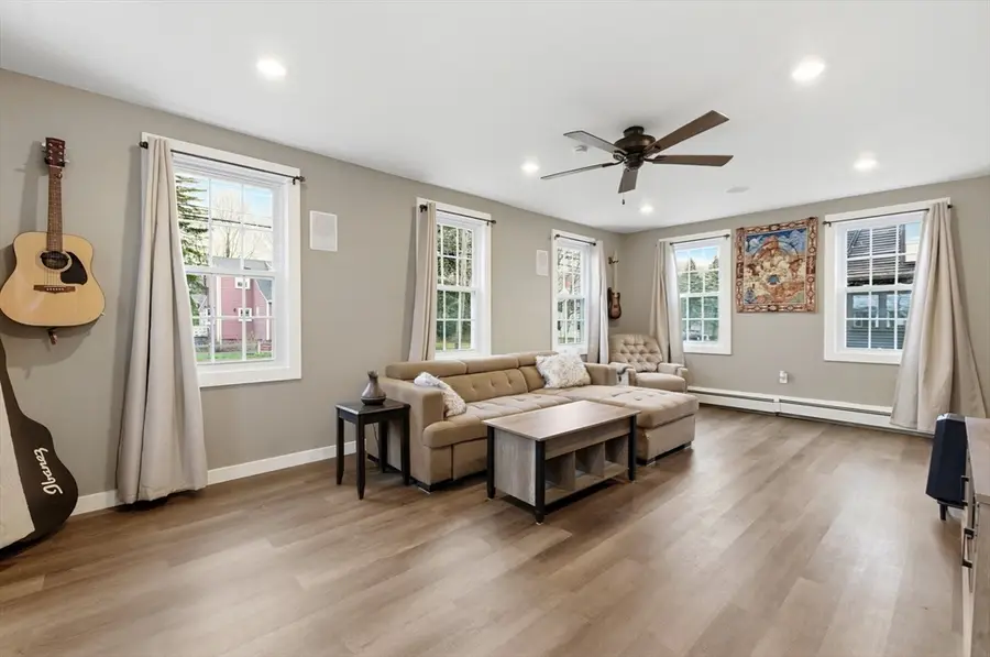 411 Market St, Rockland, MA 02370 - #2