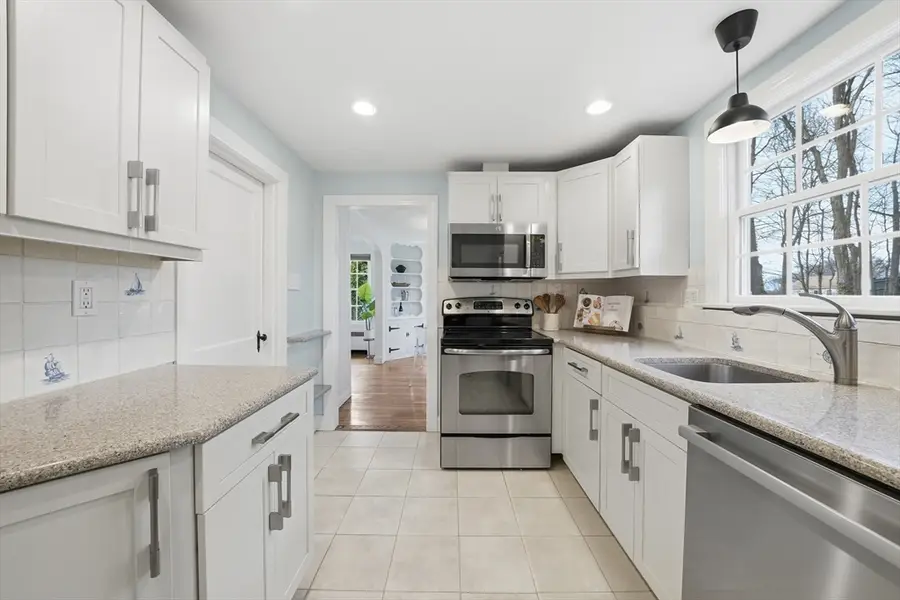 40 Englewood Rd, Winchester, MA 01890 - #3