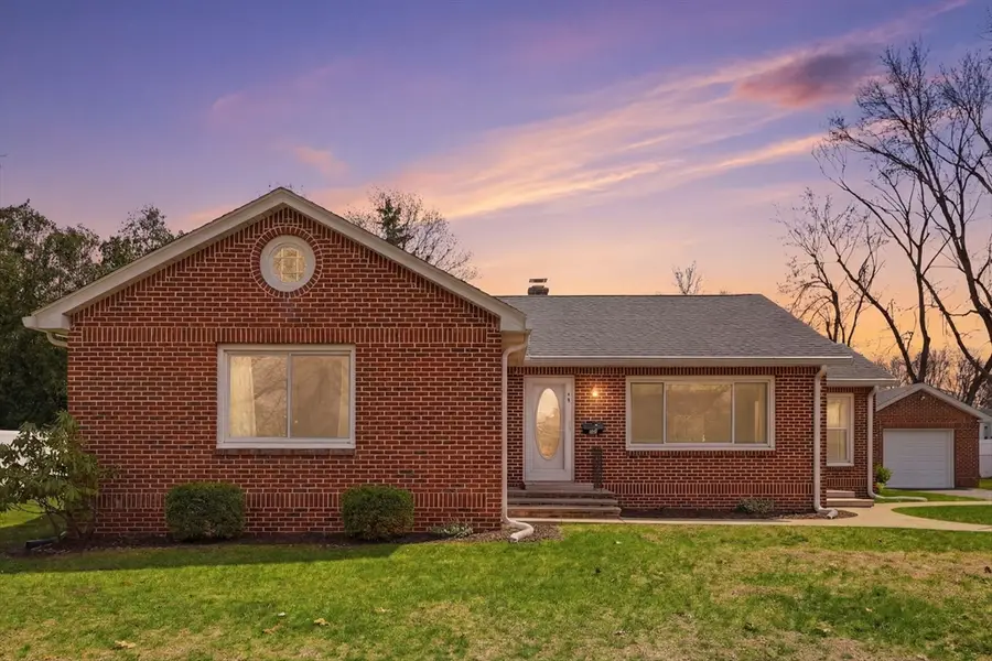 79 Woodlawn St, Chicopee, MA 01020 - #2