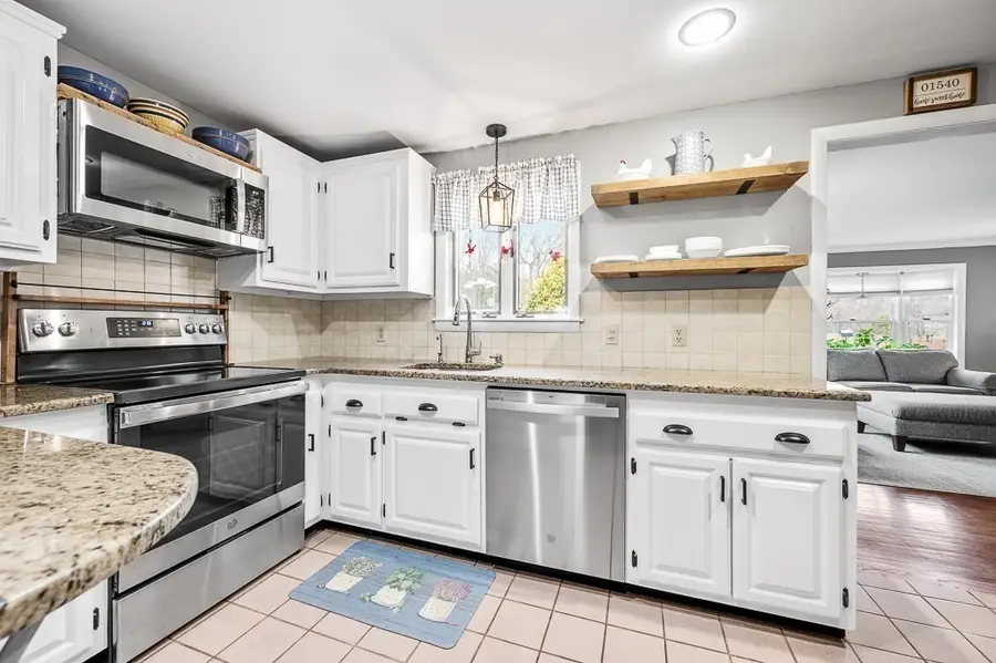 20 Rocky Hill Rd, Oxford, MA 01540 - #3