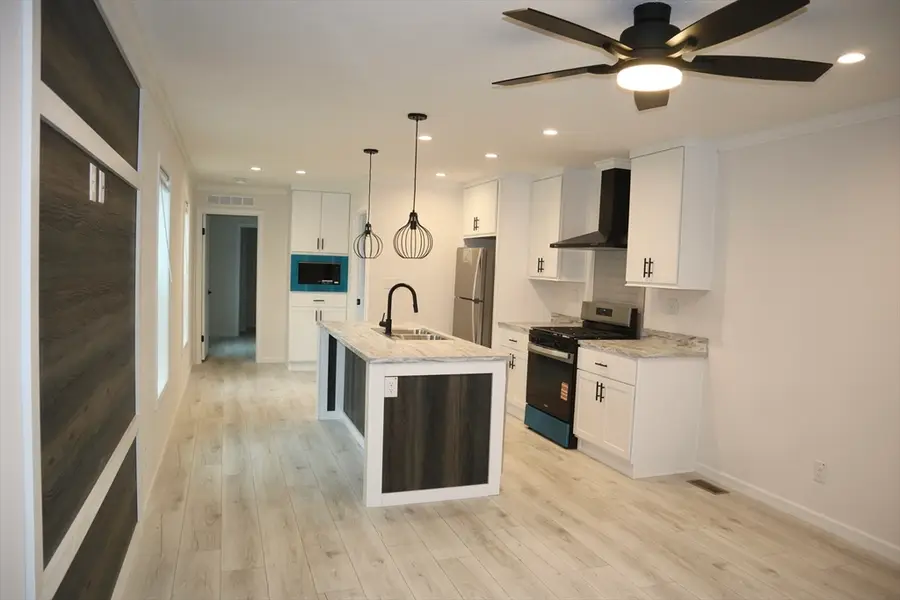 1346 Newport Ave #B22, Attleboro, MA 02703 - #3