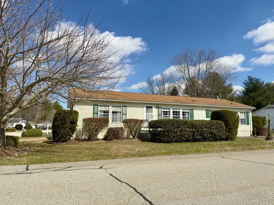 31 Trailwood Dr, Bridgewater, MA 02324 - #2