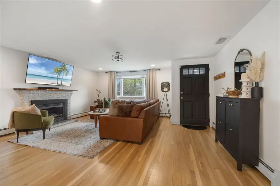 32 Bradford Loop, Georgetown, MA 01833 - #3