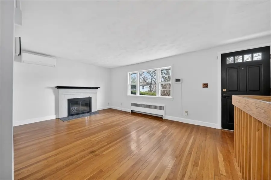 15 Norman St, Milton, MA 02186 - #3