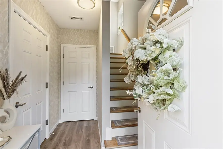 22 Apthorp St, Worcester, MA 01606 - #2