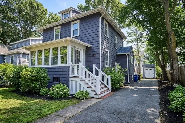87 Bonad Rd, Brookline, MA 02467