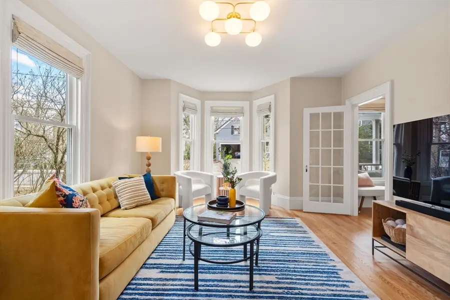 19 Forest St, Newton, MA 02461 - #2