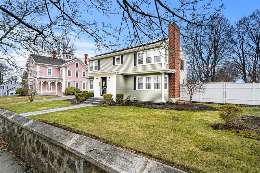 588 Andover St, Lowell, MA 01852 - #2