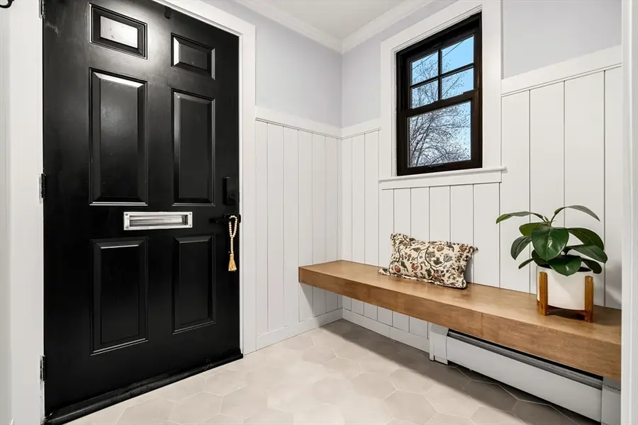 588 Andover St, Lowell, MA 01852 - #3