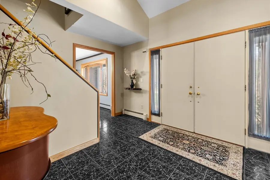 275 Chestnut St, Uxbridge, MA 01569 - #2