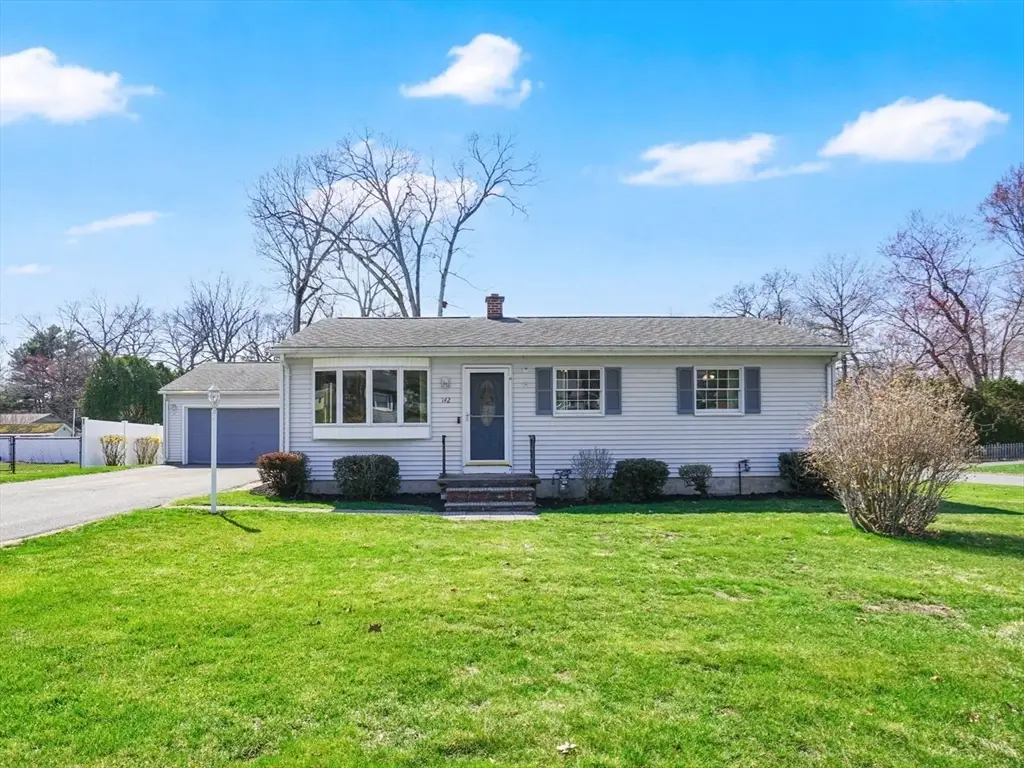 142 Louis Rd, Springfield, MA 01118 - #1