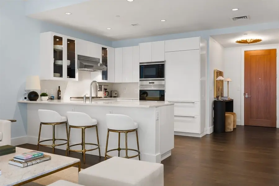 22 Liberty Dr #3J, Boston, MA 02210 - #2