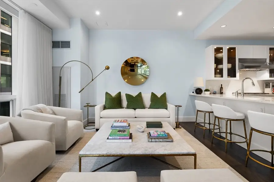 22 Liberty Dr #3J, Boston, MA 02210 - #3